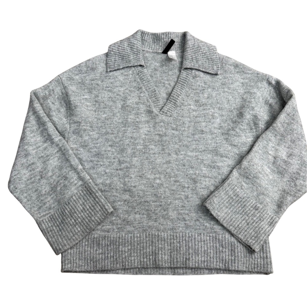 H&M Divided Collared V-Neck Sweater Women XS Grey Fall Cozy Minimalist 
Modern